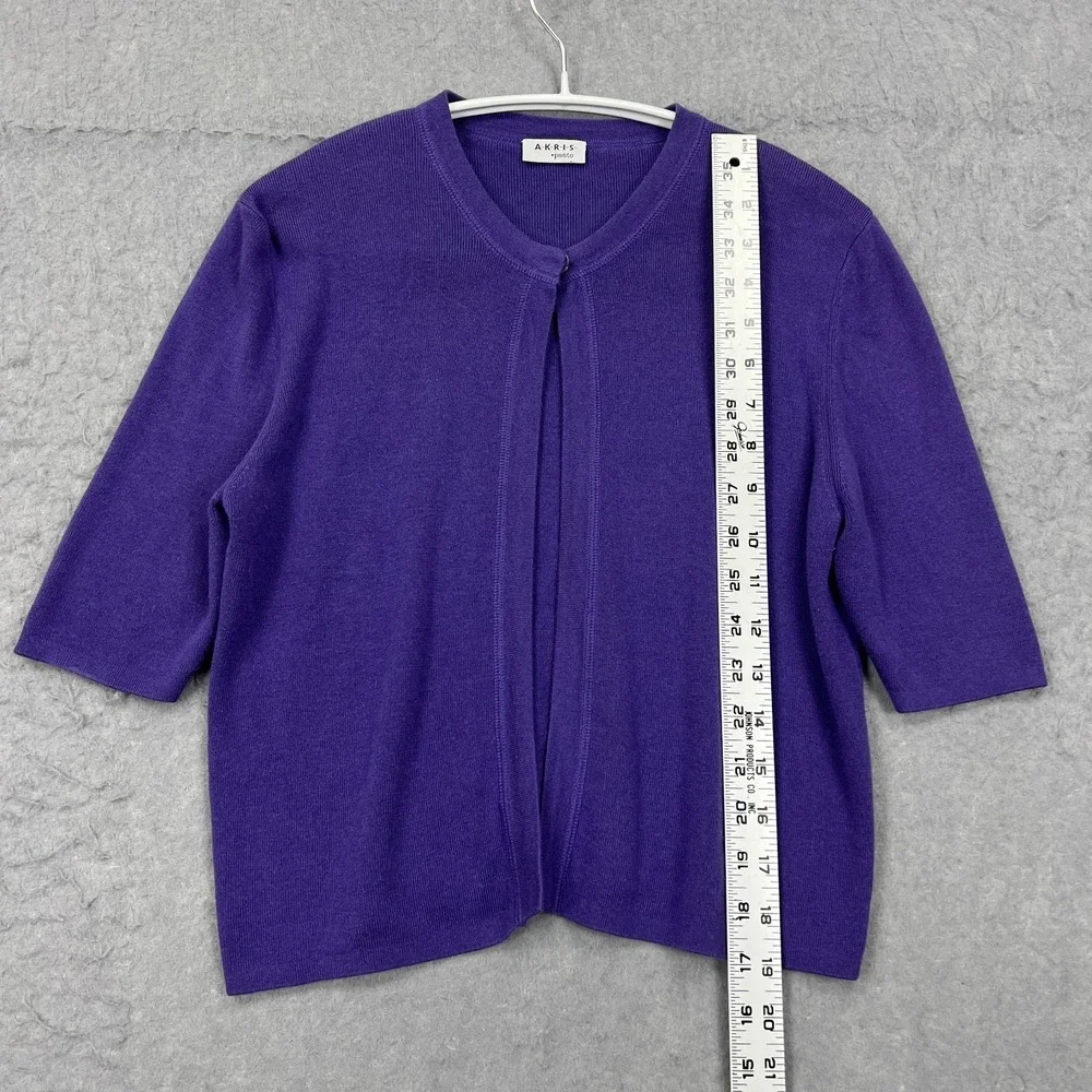 Akris Punto Cardigan Women's 10 Purple Cashmere Silk Button Short Sleeve Sweater - Picture 5 of 11